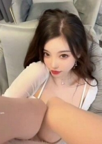 [秀人模特系列]杨晨晨Yome视频写真 薄纱连衣白短裙3[1V232M]